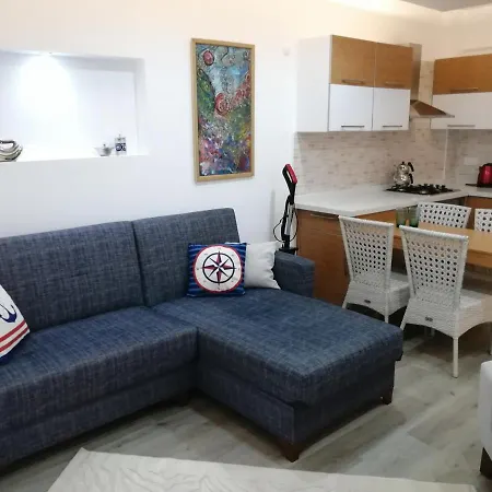 Havuzlu Tatil Evi , Butterflies House Apartment *